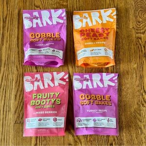 BARK Eats Dog Treats Fruity Bootys Soft Bakes Cheesy Peasy Turkey with Berries